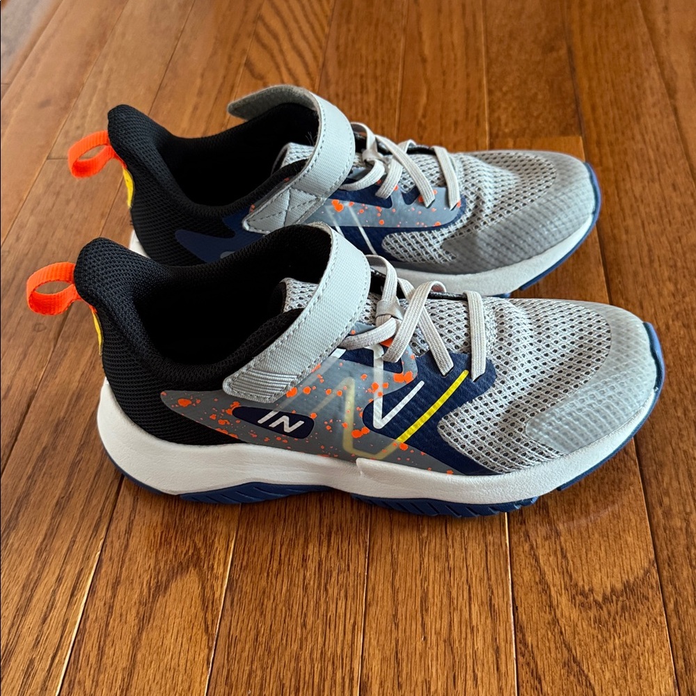 🎉New Balance- Sneakers(Size 3)🎉